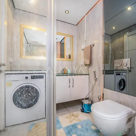 Empire Apartment *